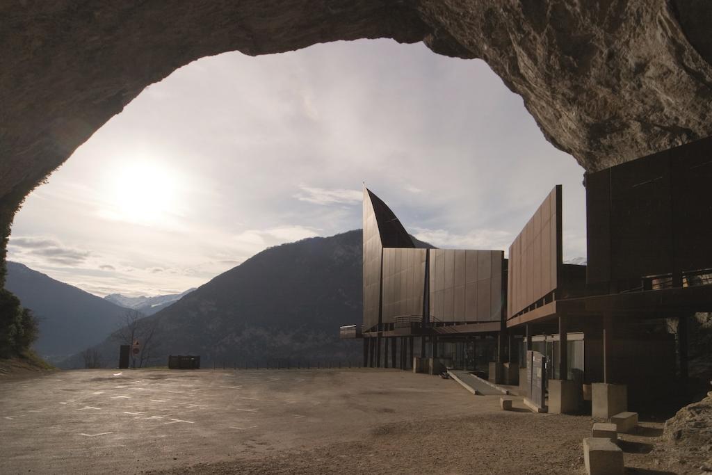 Hotel Terranostra Tarascon-sur-Ariege Bagian luar foto