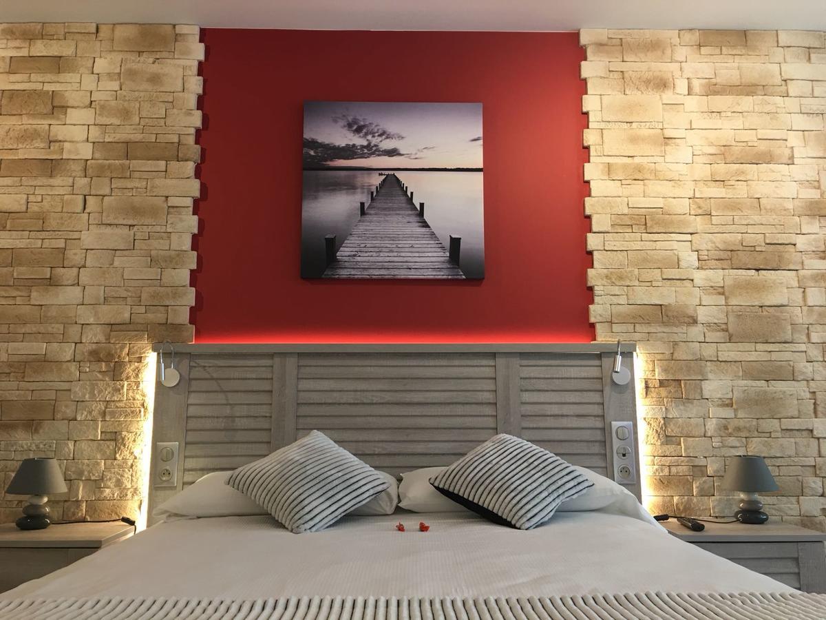 Hotel Terranostra Tarascon-sur-Ariege Bagian luar foto